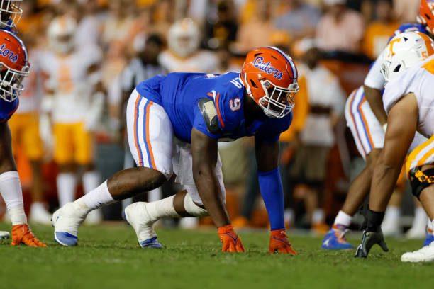 GAINESVILLE, FL - SEPTEMBER 25: Florida Gators defensive lineman Gervon Dexter (9) during the game between the Tennessee Volunteers and the Florida Gators on September 25, 2021 at Ben Hill Griffin Stadium at Florida Field in Gainesville, Fl. (Photo by David Rosenblum/Icon Sportswire via Getty Images)