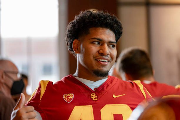 Los Angeles, CA -  August 04: Tuli Tuipulotu talks to reporters at media day at University of Southern California on Thursday, Aug. 4, 2022 in Los Angeles, CA. (Wesley Lapointe / Los Angeles Times via Getty Images)