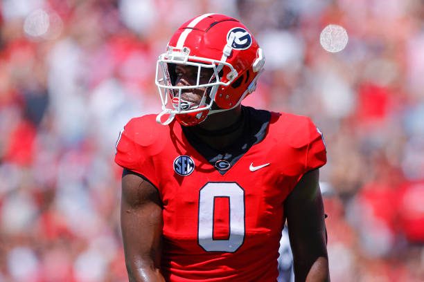 ATHENS, GA - SEPTEMBER 24: Darnell Washington #0 of the Georgia Bulldogs lines up during the first half against the Kent State Golden Flashes at Sanford Stadium on September 24, 2022 in Athens, Georgia. (Photo by Todd Kirkland/Getty Images)