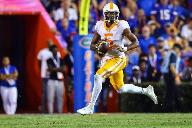 GAINESVILLE, FLORIDA - SEPTEMBER 25: Hendon Hooker #5 of the Tennessee Volunteers looks to pass during a game against the Florida Gators at Ben Hill Griffin Stadium on September 25, 2021 in Gainesville, Florida. (Photo by James Gilbert/Getty Images)
