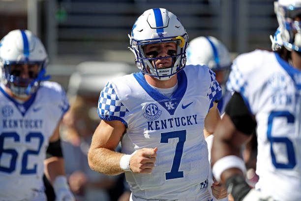 OXFORD, MISSISSIPPI - OCTOBER 01: Will Levis #7 of the Kentucky Wildcats warms up before the game against the Mississippi Rebels at Vaught-Hemingway Stadium on October 01, 2022 in Oxford, Mississippi. (Photo by Justin Ford/Getty Images)