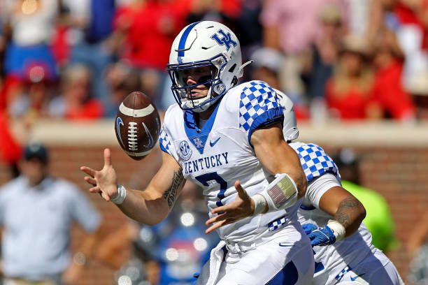 OXFORD, MISSISSIPPI - OCTOBER 01: Will Levis #7 of the Kentucky Wildcats during the game against the Mississippi Rebels at Vaught-Hemingway Stadium on October 01, 2022 in Oxford, Mississippi. (Photo by Justin Ford/Getty Images)