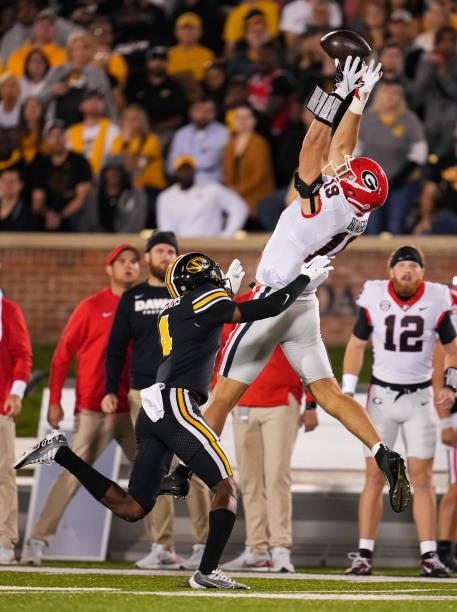 Brock Bowers (Georgia TE #19) Vs. Alabama 2021 