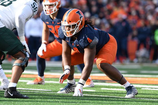 CHAMPAIGN, IL - NOVEMBER 05: Illinois Fighting Illini defensive lineman Jer'Zhan Newton (4) lines up for a play during the college football game between the Michigan State Spartans and the Illinois Fighting Illini on November 5, 2022, at Memorial Stadium in Champaign, Illinois. (Photo by Michael Allio/Icon Sportswire via Getty Images)