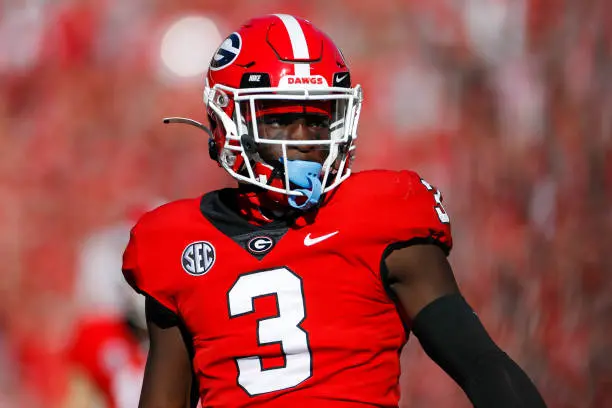 ATHENS, GA - OCTOBER 08: Georgia Bulldogs defensive back Kamari Lassiter (3) looks on during a college football game between the Auburn Tigers and the Georgia Bulldogs on October 8, 2022 at Sanford Stadium in Athens, GA. (Photo by Brandon Sloter/Icon Sportswire via Getty Images)