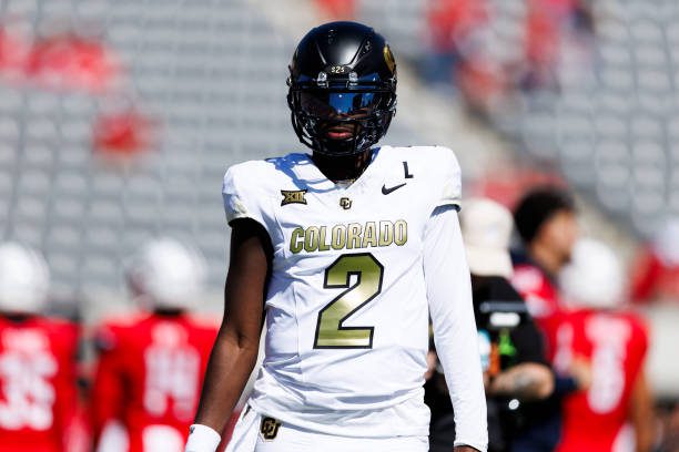 TUCSON, ARIZONA - OCTOBER 19: Shedeur Sanders #2 of the Colorado Buffaloes on the field before a game against Arizona Wildcats at Arizona Stadium on October 19, 2024 in Tucson, Arizona. (Photo by Ric Tapia/Getty Images)