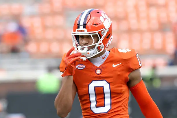 CLEMSON, SC - SEPTEMBER 09: Clemson Tigers wide receiver Antonio Williams (0) during a college football game between the Charleston Southern Buccaneers and the Clemson Tigers on September 9, 2023, at Clemson Memorial Stadium in Clemson, S.C.  (Photo by John Byrum/Icon Sportswire via Getty Images)