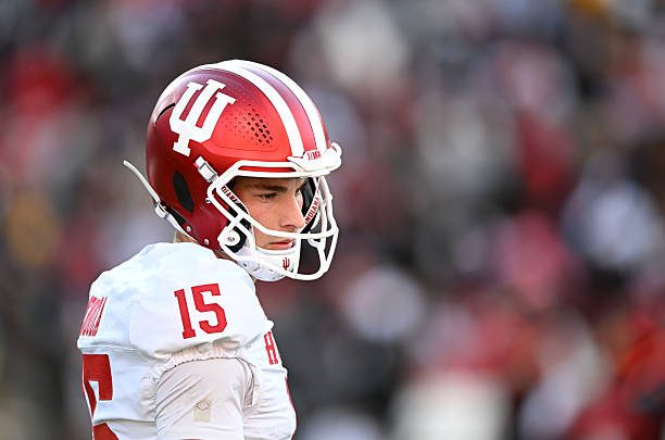 COLLEGE PARK, MARYLAND - NOVEMBER 01: Fernando Mendoza #15 of the Indiana Hoosiers walks down the field during the game against the Maryland Terrapins at SECU Stadium on November 01, 2025 in College Park, Maryland.  (Photo by G Fiume/Getty Images)