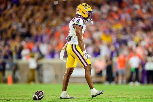 CLEMSON, SOUTH CAROLINA - AUGUST 30: Mansoor Delane #4 of the LSU Tigers celebrating against the Clemson Tigers at Memorial Stadium on August 30, 2025 in Clemson, South Carolina. (Photo by Ella Hall/LSU/University Images via Getty Images)