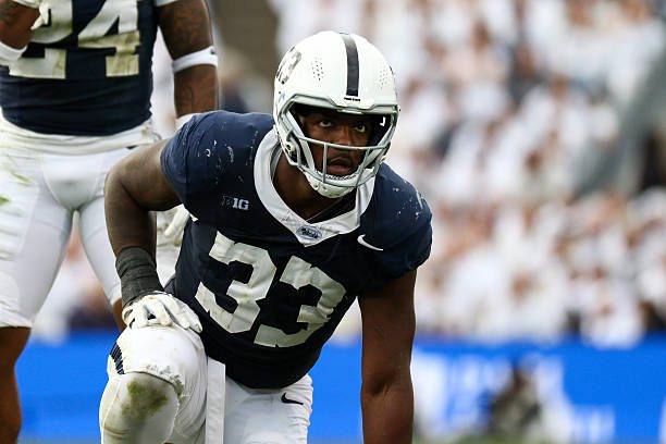 STATE COLLEGE, PENNSYLVANIA - OCTOBER 11: Dani Dennis-Sutton #33 of the Penn State Nittany Lions looks on before the snap against the Northwestern Wildcats at Beaver Stadium on October 11, 2025 in State College, Pennsylvania. (Photo by Isaiah Vazquez/Getty Images)