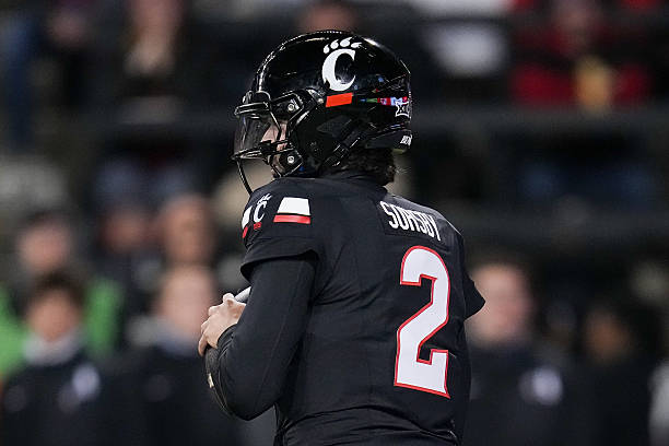 CINCINNATI, OHIO - NOVEMBER 22: Brendan Sorsby #2 of the Cincinnati Bearcats drops back to pass during the first quarter against the BYU Cougars at Nippert Stadium on November 22, 2025 in Cincinnati, Ohio. (Photo by Dylan Buell/Getty Images)