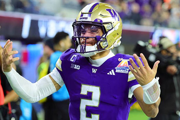 INGLEWOOD, CALIFORNIA - DECEMBER 13: Quarterback Demond Williams Jr. #2 of the Washington Huskies celebrates after throwing a scoring pass  during the Bucked Up LA Bowl against the Boise State Broncos  at SoFi Stadium on December 13, 2025 in Inglewood, California. (Photo by Kevin Terrell/Getty Images)