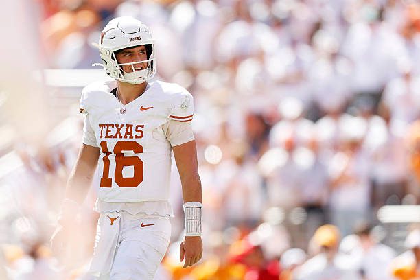 KNOXVILLE, TENNESSEE - SEPTEMBER 26: Arch Manning #16 of the Texas Longhorns looks on during the first half of the game against the Tennessee Volunteers at Neyland Stadium on September 26, 2026 in Knoxville, Tennessee. (Photo by Johnnie Izquierdo/Getty Images)