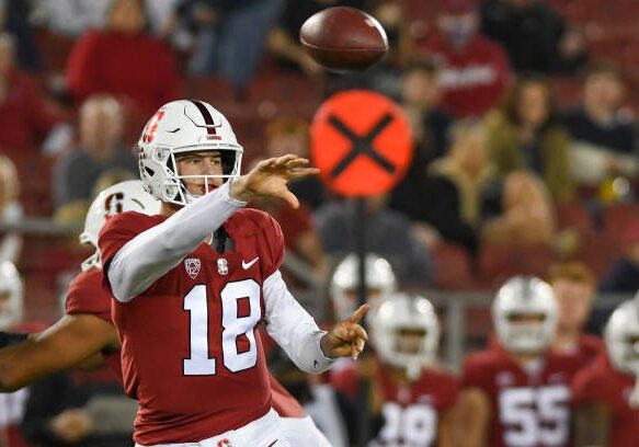 PALO ALTO, CA - NOVEMBER 27: Stanford Cardinal quarterback Tanner McKee (18) releases a pass during the game between Notre Dame and Stanford Cardinals on Saturday, November 27, 2021 at Stanford Stadium in Palo Alto, California. (Photo by Douglas Stringer/IconSportswire)