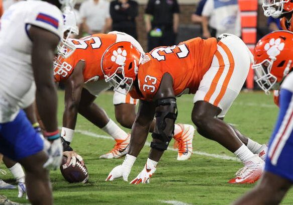 CLEMSON, SC - SEPTEMBER 17: Clemson Tigers defensive tackle Ruke Orhorhoro (33) during a college football game between the Louisiana Tech Bulldogs and the Clemson Tigers on September 17, 2022, at Clemson Memorial Stadium in Clemson, S.C. (Photo by John Byrum/Icon Sportswire via Getty Images)