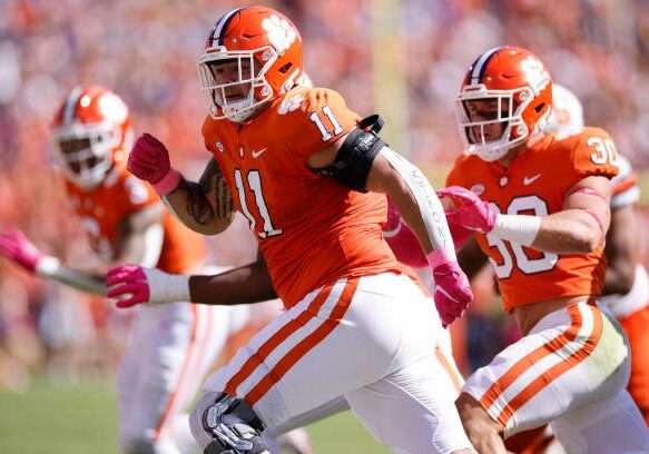 CLEMSON, SC - OCTOBER 22: Clemson Tigers defensive tackle Bryan Bresee (11) pursues a play on defense during a college football game against the Syracuse Orange on October 22, 2022 at Memorial Stadium in Clemson, South Carolina. (Photo by Joe Robbins/Icon Sportswire via Getty Images)