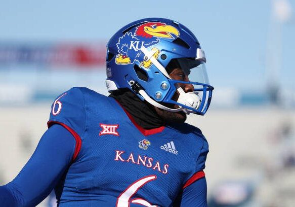 LAWRENCE, KS - NOVEMBER 19: Kansas Jayhawks quarterback Jalon Daniels (6) before a Big 12 college football game between the Texas Longhorns and Kansas Jayhawks on November 19, 2022 at Memorial Stadium in Lawrence, KS. (Photo by Scott Winters/Icon Sportswire via Getty Images)