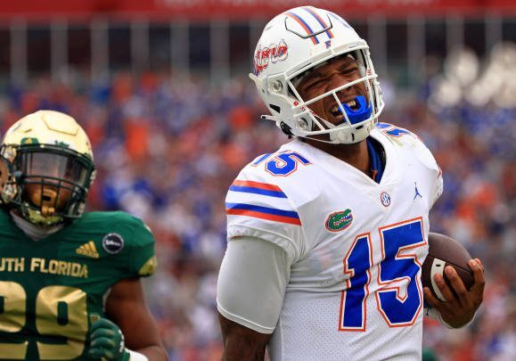 TAMPA, FLORIDA - SEPTEMBER 11: Anthony Richardson #15 of the Florida Gators rushes for a fourth quarter touchdown during a game against the South Florida Bulls at Raymond James Stadium on September 11, 2021 in Tampa, Florida. (Photo by Mike Ehrmann/Getty Images)