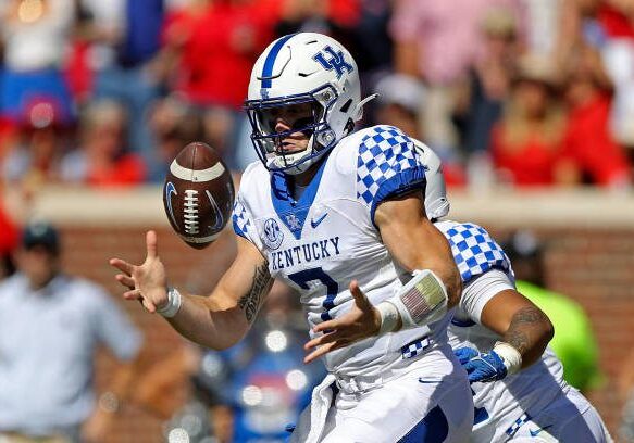 OXFORD, MISSISSIPPI - OCTOBER 01: Will Levis #7 of the Kentucky Wildcats during the game against the Mississippi Rebels at Vaught-Hemingway Stadium on October 01, 2022 in Oxford, Mississippi. (Photo by Justin Ford/Getty Images)