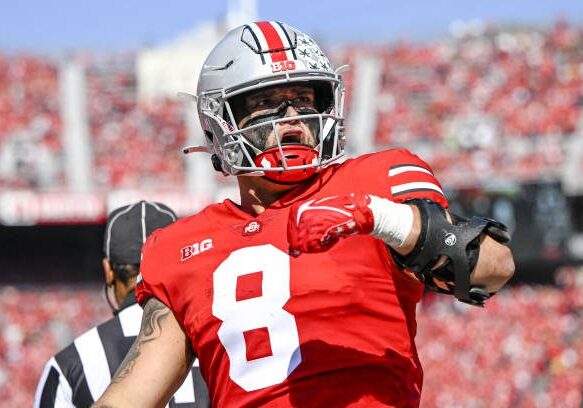 COLUMBUS, OHIO - OCTOBER 22: Tight end Cade Stover #8 of the Ohio State Buckeyes celebrates a first quarter catch against the 
Iowa Hawkeyes at Ohio Stadium on October 22, 2022 in Columbus, Ohio. (Photo by Gaelen Morse/Getty Images)