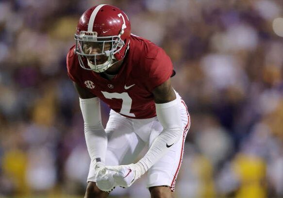 BATON ROUGE, LOUISIANA - NOVEMBER 05: Eli Ricks #7 of the Alabama Crimson Tide in action against the LSU Tigers during a game at Tiger Stadium on November 05, 2022 in Baton Rouge, Louisiana. (Photo by Jonathan Bachman/Getty Images)