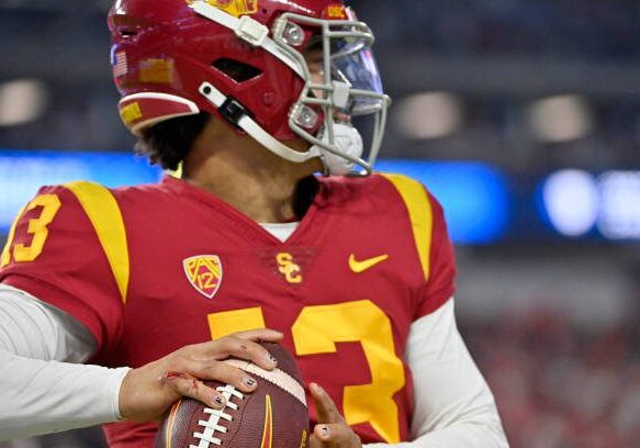 LAS VEGAS, NEVADA - DECEMBER 02: A detailed view of the bloody right pinky finger of Caleb Williams #13 of the USC Trojans as he looks to throw a pass against the Utah Utes during the fourth quarter in the Pac-12 Championship at Allegiant Stadium on December 02, 2022 in Las Vegas, Nevada. (Photo by David Becker/Getty Images)