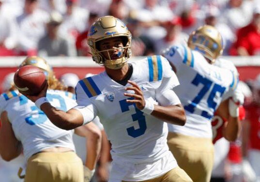 gettyimages-1701681891-612x612 SALT LAKE CITY, UT - SEPTEMBER 23: Dante Moore #3 of the UCLA Bruins throws a pass during the first half of their game against the Utah Utes at Rice-Eccles Stadium September 23, 2023 in Salt Lake City, Utah. (Photo by Chris Gardner/Getty Images)