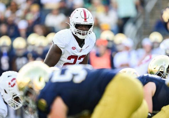 gettyimages-2177681250-612x612 SOUTH BEND, IN - OCTOBER 12: Stanford Cardinal OLB David Bailey (23) during a college football game between the Stanford Cardinal and Notre Dame Fighting Irish on October 12, 2024 at Notre Dame Stadium in South Bend, IN (Photo by James Black/Icon Sportswire via Getty Images)