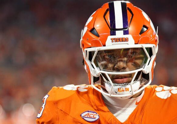 gettyimages-2182742873-612x612 CLEMSON, SOUTH CAROLINA - NOVEMBER 2: T.J. Parker #3 of the Clemson Tigers looks on before taking on the Louisville Cardinals at Memorial Stadium on November 2, 2024 in Clemson, South Carolina. (Photo by Isaiah Vazquez/Getty Images)