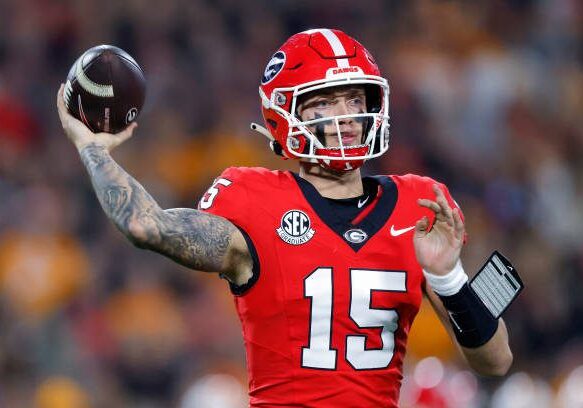 ATHENS, GEORGIA - NOVEMBER 16: Carson Beck #15 of the Georgia Bulldogs throws the ball during the first quarter against the Tennessee Volunteers at Sanford Stadium on November 16, 2024 in Athens, Georgia. (Photo by Todd Kirkland/Getty Images)