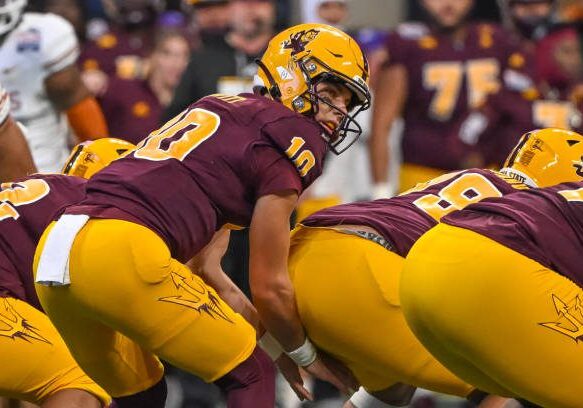 gettyimages-2191501090-612x612 ATLANTA, GA - JANUARY 01: Quarterback Sam Leavitt #10 of the Arizona State Sun Devils during the Texas Longhorns versus Arizona State Sun Devils College Football Playoff Quarterfinal at the Chick-fil-A Peach Bowl on January 1, 2025, at Mercedes-Benz Stadium in Atlanta, GA. (Photo by John Adams/Icon Sportswire via Getty Images)