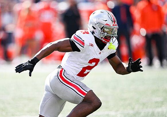 CHAMPAIGN, IL - OCTOBER 11: Ohio State Buckeyes S Caleb Downs (2) during a college football game between the Ohio State Buckeyes and Illinois Fighting Illini on October 11, 2025 at Gies Memorial Stadium in Champaign, IN (Photo by James Black/Icon Sportswire via Getty Images)