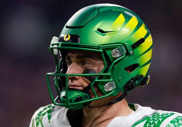 LAS VEGAS, NEVADA - DECEMBER 1: Bo Nix #10 of the Oregon Ducks reacts during the Pac-12 Championship game against the Washington Huskies at Allegiant Stadium on December 1, 2023 in Las Vegas, Nevada. (Photo by Brandon Sloter/Image Of Sport/Getty Images)