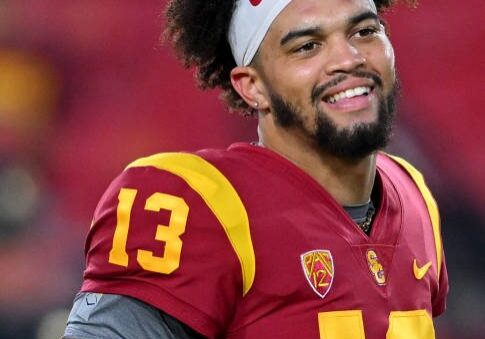 LOS ANGELES, CA - SEPTEMBER 17: Quarterback Caleb Williams #13 of the USC Trojans smiles as he heads off the field prior to for the game against the Fresno State Bulldogs at United Airlines Field at the Los Angeles Memorial Coliseum on September 17, 2022 in Los Angeles, California. (Photo by Jayne Kamin-Oncea/Getty Images)